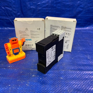 Siemens 3RP1512-1AQ30 Time Relay, *Lot of (2) Relays*
