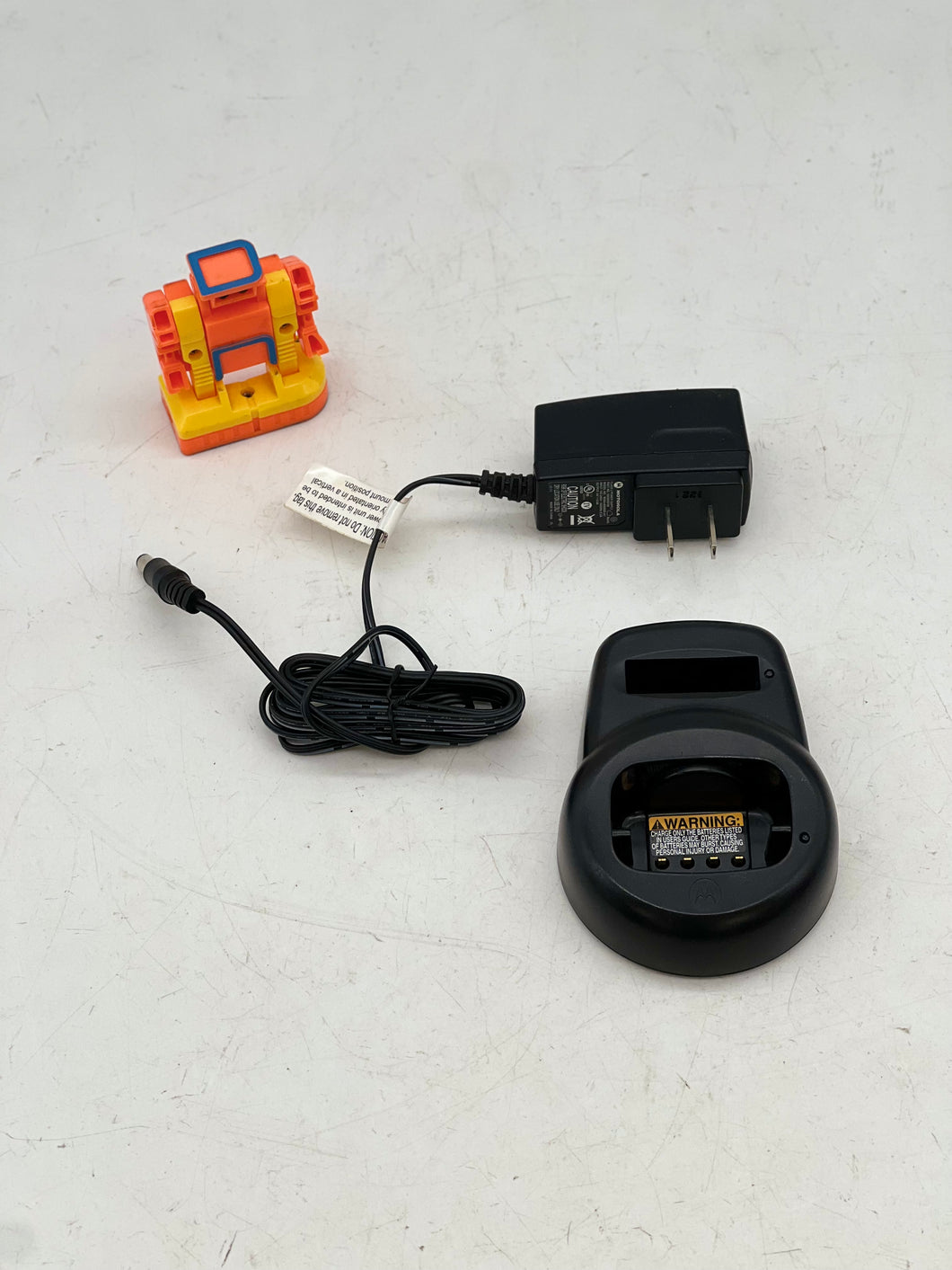 Motorola HCTN4001A Single Unit Charger Base w/ Power Adapter *Lot of (7)* (No Box)