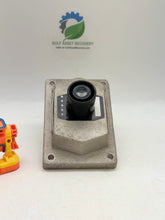 Load image into Gallery viewer, Eaton Crouse-Hinds EDS2184-SA-RS Expl. Proof Front Op. Pushbutton (Used)