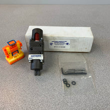 Load image into Gallery viewer, Mathers SV2-13-0100 Spool Valve, 3-Way/S-Ret (New)