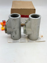 Load image into Gallery viewer, Eaton Crouse-Hinds EYS51 Vertical/Horiz. Female Condulet Sealing Fitting 1-1/2&quot; *Box of (2)* (New)