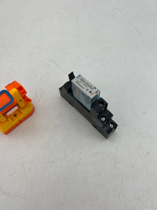 Allen-Bradley 700-HK36Z24 Relay w/ 700-HN121 Socket *Lot of (28)* (Used)