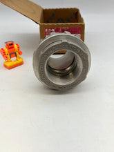 Load image into Gallery viewer, Eaton Crouse-Hinds UNY705-SA Conduit Union Fitting 2-1/2&quot; (New)
