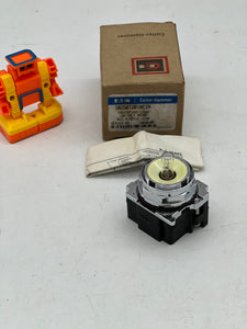 Eaton Cutler Hammer 10250T201NC1N Indicating Light Ser B2 *Missing Red Lens Cap* (Open Box)