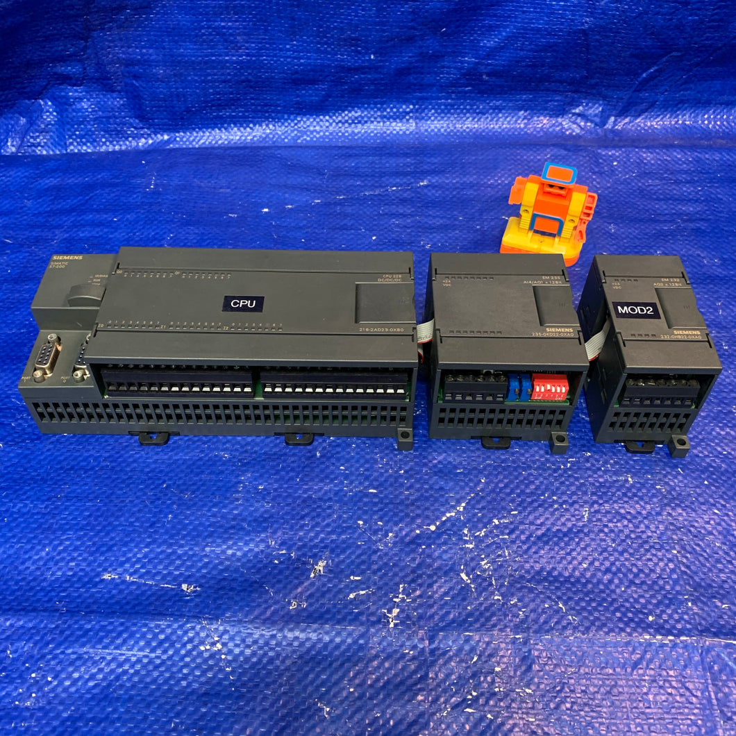 Siemens CPU 226, EM 235, EM 232, 6ES7 216-2AD23-0XB0, 6ES7 235-0KD22-0XA0, 6ES7 232-0HB22-0XA0, *Lot of (3) Pcs.* (Used)
