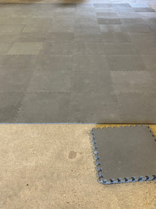 Interlocking 1/2" Rubber Foam Floor Mats, Gray, 17'-10.5"x19'-10.5", 356SF w/ (4) Extra (Used)