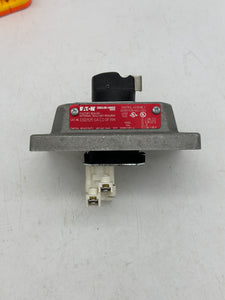 Eaton Crouse-Hinds DSD925-SA-LC-OF-RM Ex. Proof Front Op. Selector Switch (Used)