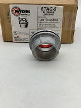 Load image into Gallery viewer, Myers Crouse-Hinds STAG-5 Ground Hub, 1-1/2&quot; *Box of (10)* (New)