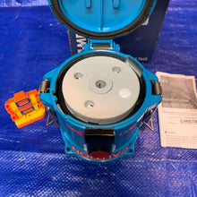 Load image into Gallery viewer, Meltric 39-94153-K04-4X Receptacle/Connector, DR150, 3P+G, 480VAC, Type 4x (New)