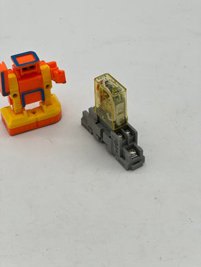 IDEC RH1B-ULC AC24V Relay w/ SH1B-05 Relay Socket *Lot of (8)* (No Box)