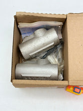 Load image into Gallery viewer, Eaton Crouse-Hinds EYDX3-SA Condulet Sealing Fitting, 1&quot;, *Box of (2)* (Open Box)