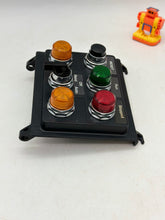 Load image into Gallery viewer, Eaton Cutler-Hammer Indicator Light Panel for MCC Bucket (4) Lights w/ Reset, Select (Used)